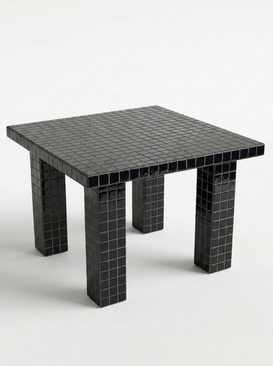 Bloc 4 Ayaklı Kare Masa Grid Design