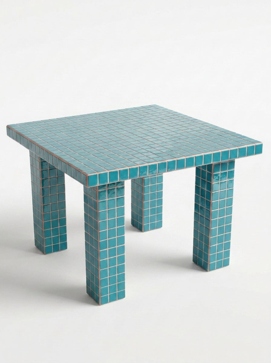 Bloc 4 Ayaklı Kare Masa Grid Design