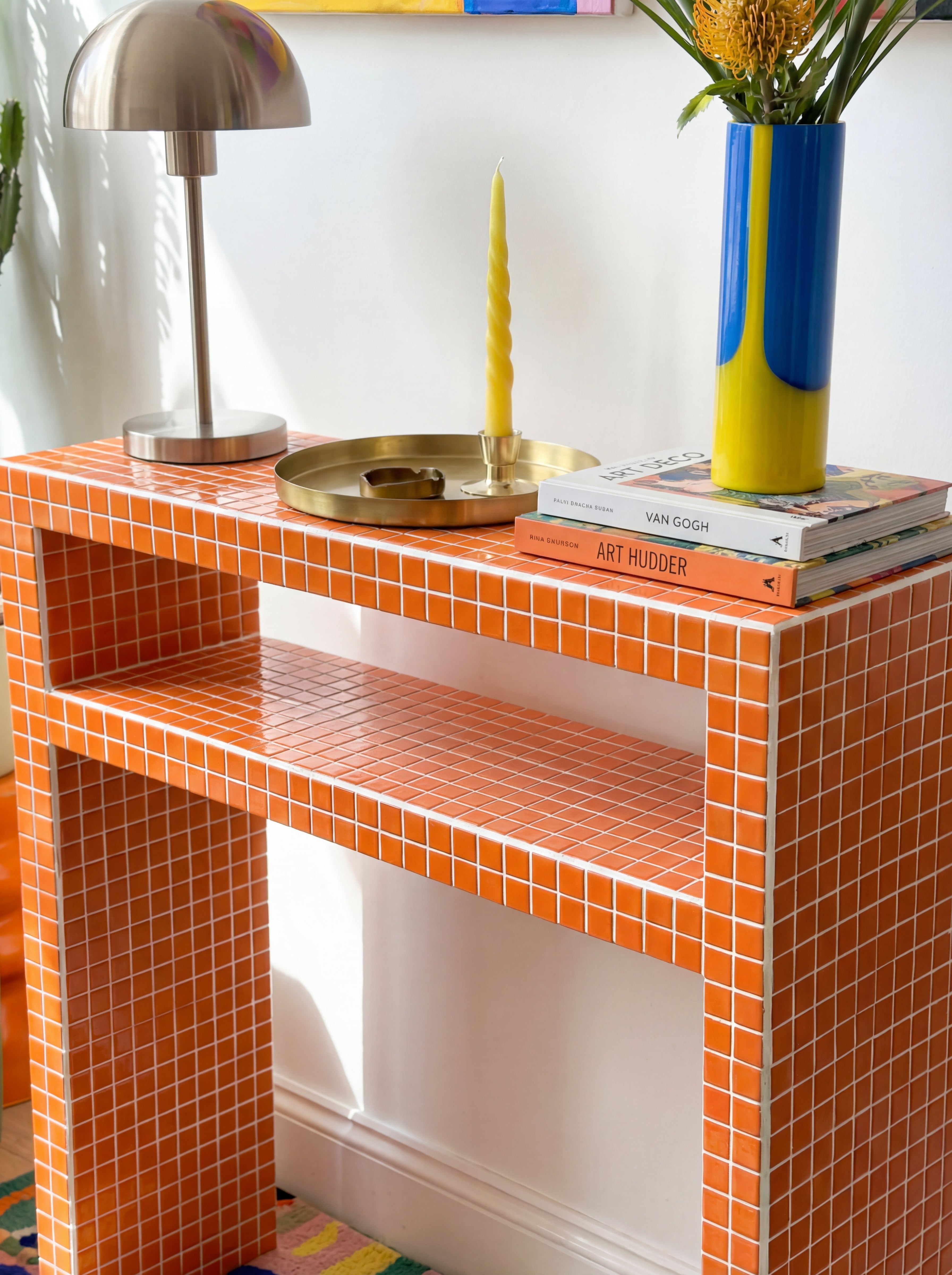 Console Raflı Dresuar