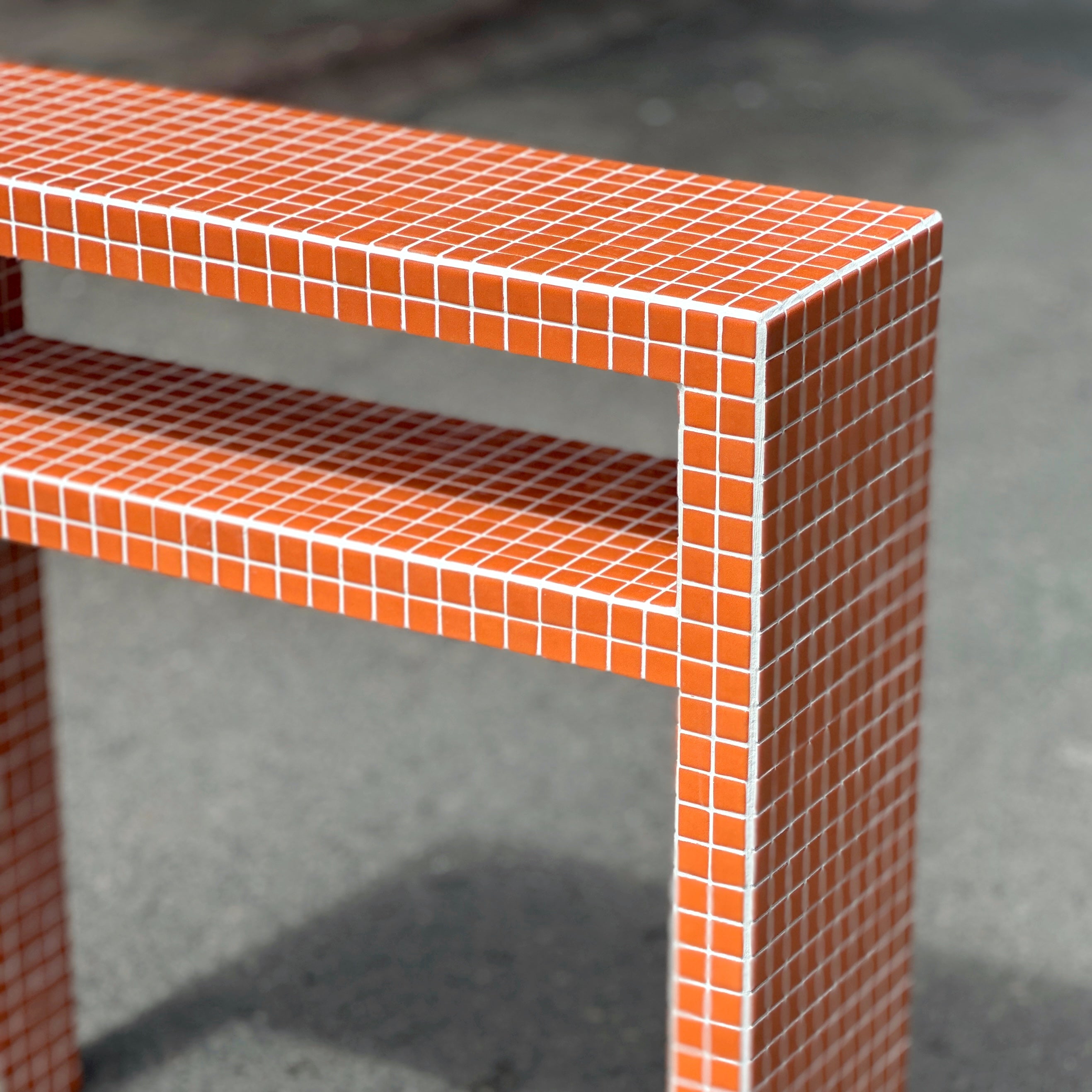 Console Raflı Dresuar