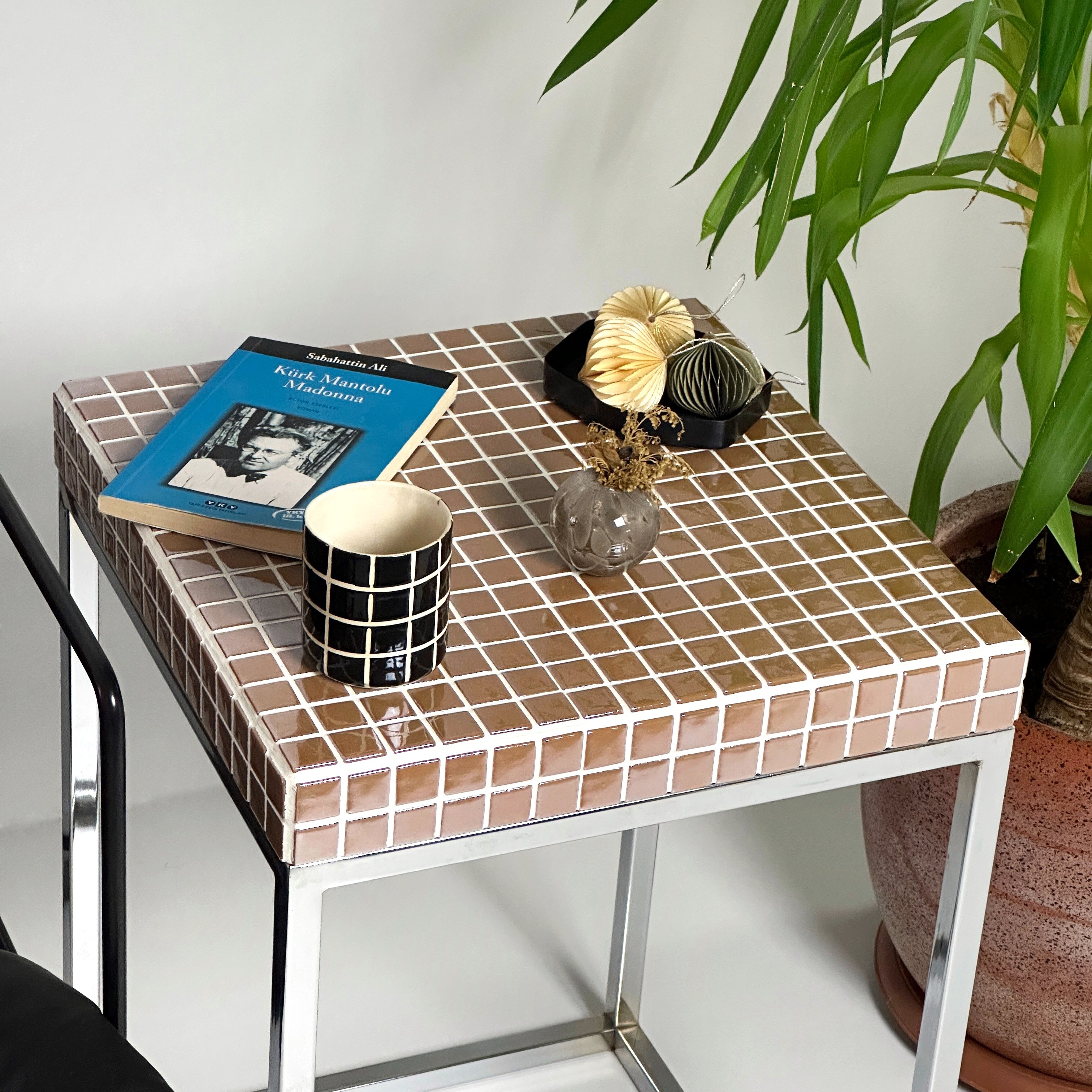 Lustramosa Yan Sehpa