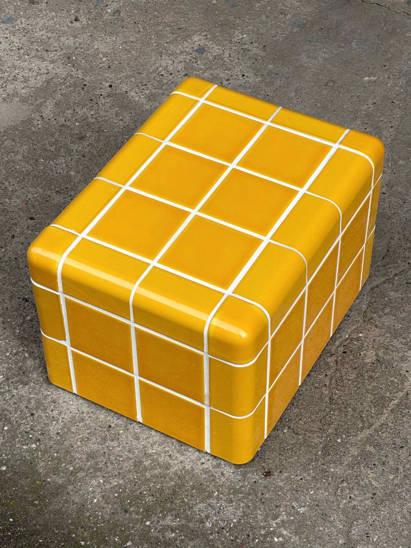 Mellow Ayaklı Dresuar Grid Design Shop