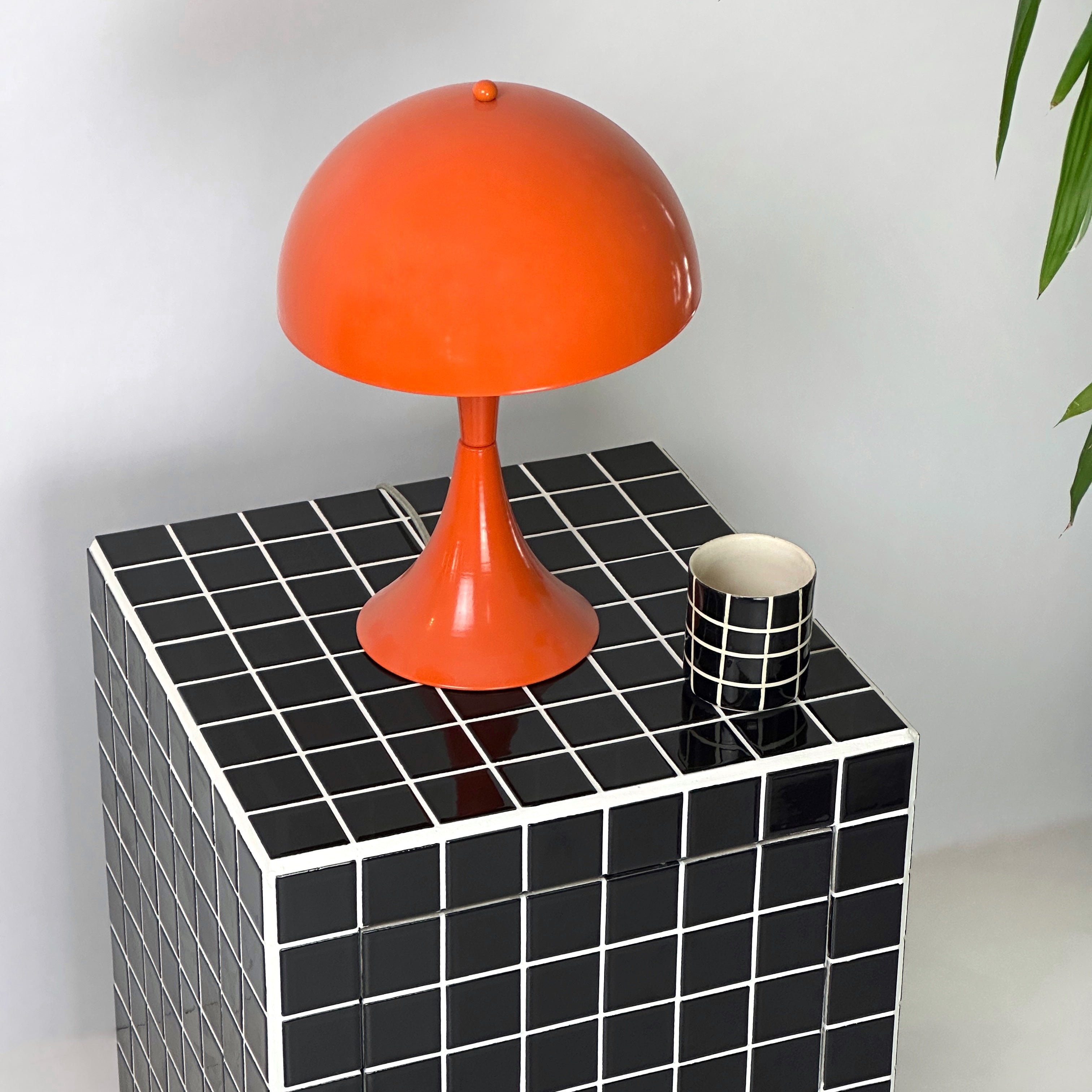 Nitestand Tek Çekmeceli Komodin