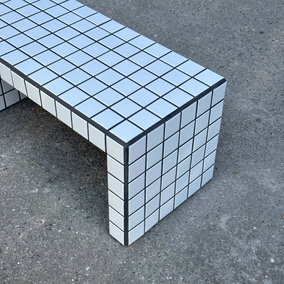 Vividus Orta Sehpa Grid Design